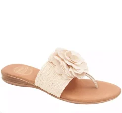 The Raffia Elastic Thong Sandal w Flower in Natural
