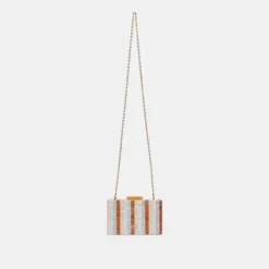 The Resin Clutch in Natural